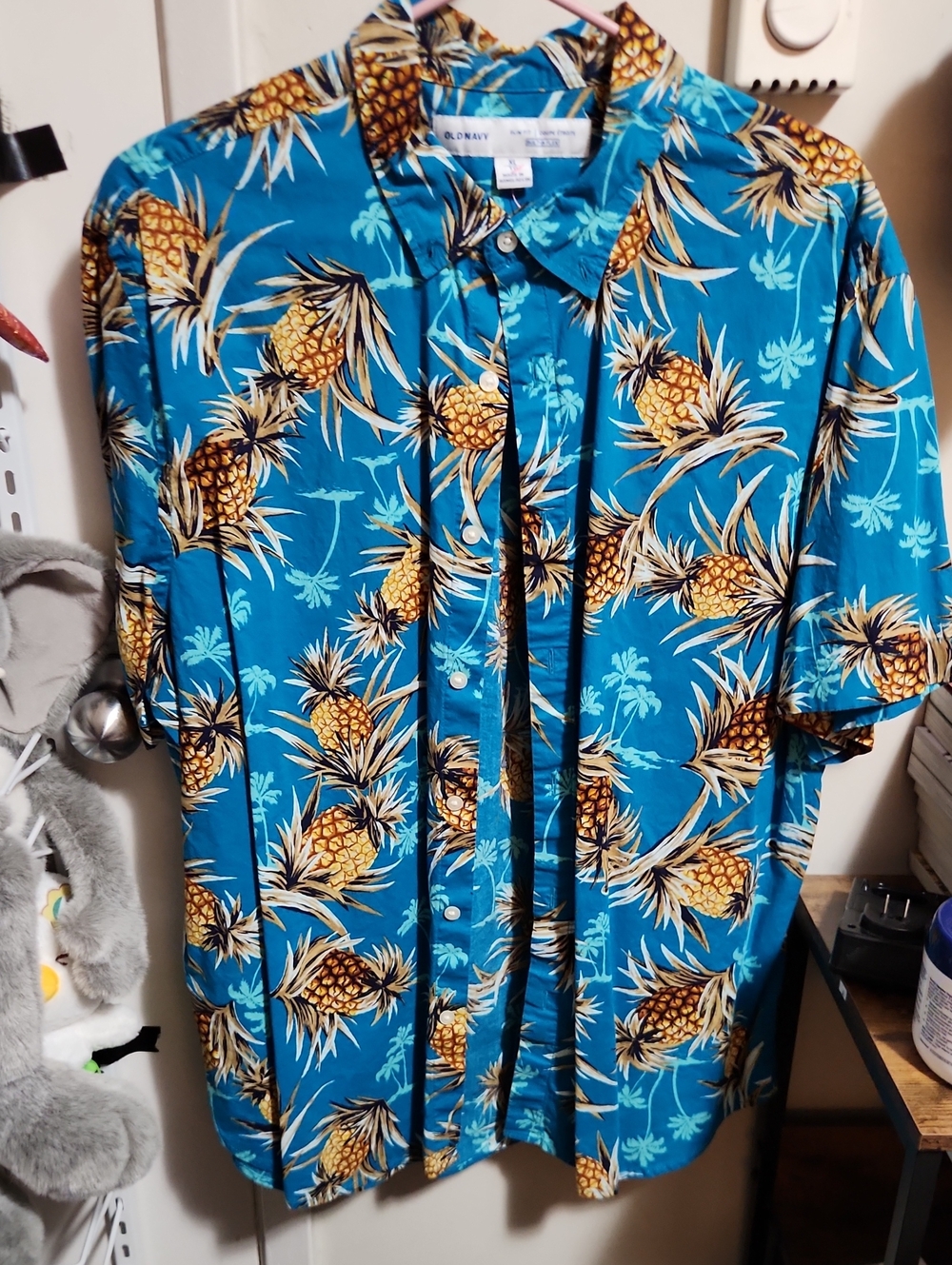 Old Navy Turquoise Pineapple Print Button-Up Shirt ⭐2 For $30⭐